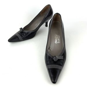 Salvatore Ferragamo Grace Black Nero Calf 2 1/2" Heels Sz 7 1/2 Contrast Stitch